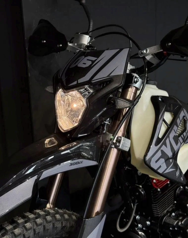 Эндуро мотоцикл SYCMCC 300 06 — мощь и комфорт для бездорожья Эндуро мотоцикл SYCMCC 300 06 — мощь и комфорт для бездорожья